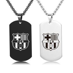 Collier en titane de marque militaire avec logo de football <span class=keywords><strong>Cristiano</strong></span> <span class=keywords><strong>Ronaldo</strong></span> en acier inoxydable, vue arrière, un accessoire indispensable pour les hommes - Product Image 4
