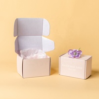 Paquet de boîte postale de qualité supérieure avec logo personnalisé carton ondulé durable rigide recyclable emballage d'extension de cheveux de perruque rose expédition