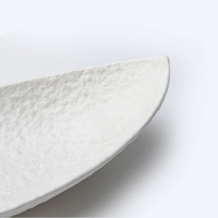 YAYU Vaisselle blanche d'hôtel moderne de marque privée résistante à l'usure Vaisselle ovale à dessert en grès Assiettes en céramique noire pour restaurant