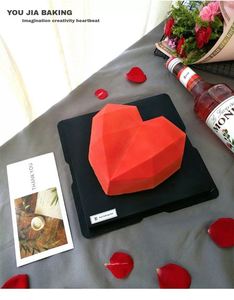 Moldes de Silicona 3D con Forma de Corazón de Diamante para Hornear Pasteles de Esponja, Chifón y Mousse, Moldes para Postres de Grado Alimenticio - Product Image 2