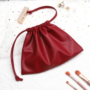 Cao cấp màu đỏ PU da mỹ phẩm trang điểm túi biểu tượng tùy chỉnh in ấn du lịch không thấm nước trang điểm Pouch dây rút Túi da - Product Image 2