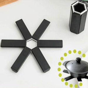 Heat Resistant Bowl Mat Plastic <b>Foldable</b> Anti Scalding Pot Mat For Kitchen <b>Table</b> Use Modern Minimalist Design - Product Image 2