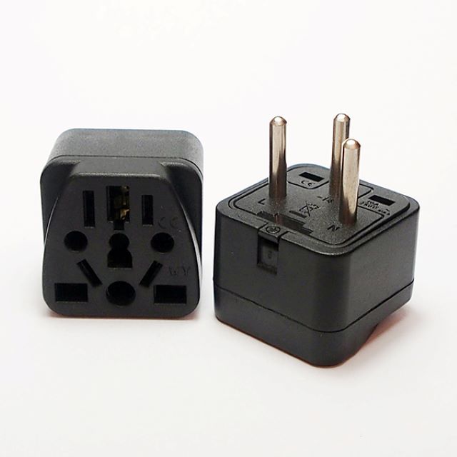 Hot Style Compact Travel Plug Converter Adapter Plug Chargers Universal Socket US Europe Israel Australia for Laptop AC Port