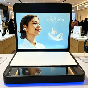 Support d'affichage pour écouteurs Tesna Open Earbuds avec éclairage LED, design vertical en acrylique personnalisé pour bureau - Product Image 5