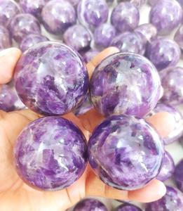 Boule de cristal d'améthyste la plus vendue pour la méditation, la guérison des chakras et le développement de l'intuition, disponible à bon prix - Product Image 2