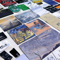 Étiquettes Jacquard Haute Densité Personnalisées en Usine, Tissage de Logo de Marque, Étiquettes Textiles Tissées pour Vêtements et Colliers