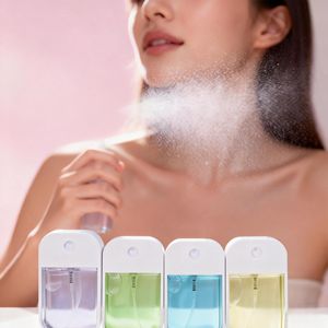 Spray désinfectant pour les mains à base de produits chimiques, parfum carte, 30 ml, antibactérien, tue 99,99 % des bactéries, en stock - Product Image 1