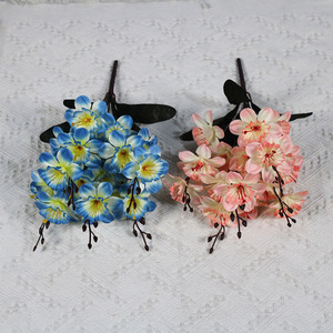 Fleurs artificielles en soie de narcisse et de magnolia à cinq branches - Décoration douce pour l'aménagement intérieur et extérieur - Vente en gros à l'exportation - Product Image 4