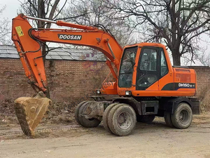 En stock, faible nombre d'heures de fonctionnement, pelle sur pneus DOOSAN DH150W-7 DH150W de 15 tonnes avec cabine climatisée pour la construction routière - Product Image 5