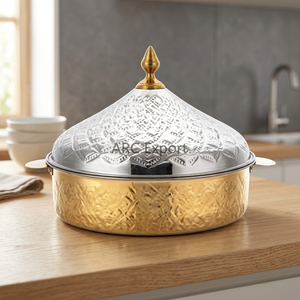 Casserole ronde de luxe moderne avec couvercle en verre, extérieur en métal poli, poignée en acier inoxydable - Product Image 6