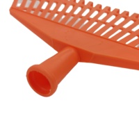 Râteau à feuilles Yapu en plastique PP à faible coût, outil de jardinage pour le nivellement de la pelouse, râteau de désherbage avec manche en métal, 53x29.5cm, rouge, 22 dents, ODM