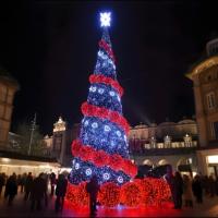 Kommerzielle künstliche große Weihnachts baums chmuck LED-Lichter Sterne und Schneeflocken Ornamente IP65 Bewertung