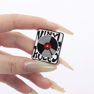 Retro vinil kayıt emaye pimleri kaya ve rulo müzik tema broşlar yaka rozeti takı hediye arkadaşlar için - Product Image 4