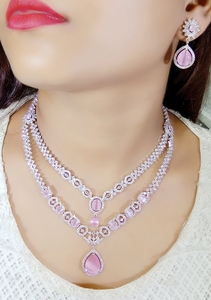 Nouvelle arrivée élégant collier de diamants américains serti de pierres rouges pour les femmes de mariage bijoux de fête pour les femmes - Product Image 3
