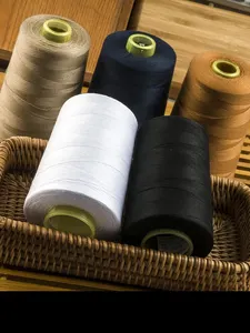 סין מפעל סיטונאי 3000 יארד חוט ג'ינס באיכות טובה חוט מכונת תפירה לתפירה