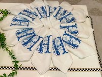 Serviettes en lin réutilisables carrées brodées de monogrammes floraux vintage, personnalisables avec initiales, pour dîner, table, mariage, banquet de luxe