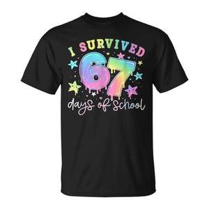 Camiseta con meme de "Sobreviví a 67 días de escuela" para profesores y estudiantes - Product Image 1