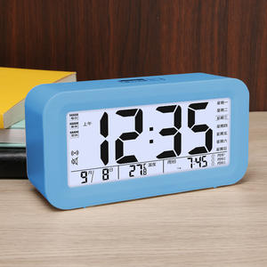 <span class=keywords><strong>Réveil</strong></span> <span class=keywords><strong>numérique</strong></span> de style traditionnel avec affichage LED de la date et de la température pour la maison et l'hôtel - Product Image 3