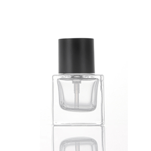 Flacons carrés en verre dépoli transparent de 30 ml avec pompe à lotion et couvercle noir pour sérum de <span class=keywords><strong>soin</strong></span> de la peau, emballage de luxe pour produits de <span class=keywords><strong>soin</strong></span> OEM - Product Image 4