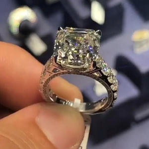 Anello di Diamanti F1363 con Taglio Asscher, Diamante Naturale, Anello di Fidanzamento Classico da Donna - Product Image 2