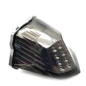 Feu de freinage LED pour <span class=keywords><strong>YAMAHA</strong></span> FZ6R Diversion XJ6 <span class=keywords><strong>XJ</strong></span>-6 F <span class=keywords><strong>N</strong></span> S 2009-2017 moto feu clignotant intégré feu arrière d'arrêt - Product Image 2