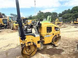 Apisonadora CAT CB24B original importada en buen estado a la venta. Apisonadora de ruedas DYNAPAC CA25 CA30 usada a la venta. - Product Image 5