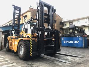 SANYI <span class=keywords><strong>13t</strong></span> Carretilla elevadora contrapesada SCP130A1 Carretilla elevadora diésel - Product Image 4