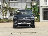 Offre Spéciale Volkswagen Tiguan L Pro 2024 Voiture à essence 5 portes 5 places SUV Voitures 330TSI 2WD R18 Taille de pneu Voitures d'occasion