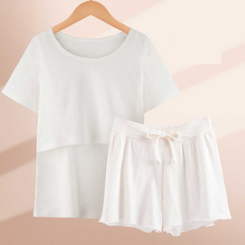 White shortsleeve set