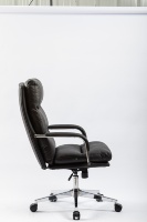 Chaise de bureau de direction moderne à dossier haut en cuir PU, design ergonomique, hauteur réglable, coussin rembourré doux, accoudoirs en acier chromé