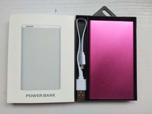 <span class=keywords><strong>Meilleur</strong></span> <span class=keywords><strong>chargeur</strong></span> de téléphone portable d'entrée Micro USB portable de banque d'alimentation mince de 5000mAh de logo personnalisé <span class=keywords><strong>pour</strong></span> cadeau de promotion - Product Image 6