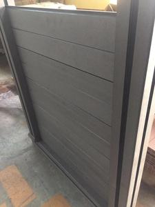 Hiện đại WPC hàng rào tấm gỗ nhựa <span class=keywords><strong>composite</strong></span> bên ngoài bức tường tư nhân với nhôm WPC hàng rào bài cho ứng dụng ngoài trời - Product Image 4