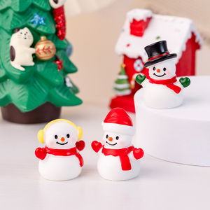 Muñeco de nieve de resina en miniatura de Navidad de invierno con sombrero, bufanda, guantes, juguete, Mini artesanías de resina, muñeco de nieve, accesorios de Decoración de mesa de jardín - Product Image 3