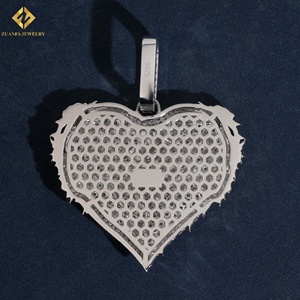 Colgante de Moissanita en Forma de Corazón, Chapado en Oro Rosa de 18K, con Microincrustaciones, Amuleto de Lujo, Regalo Unisex para Fiestas y Uso Diario - Product Image 4