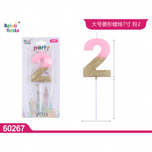 Bougie décorative artisanale en cire, grand chiffre 2 rose pailleté, pour anniversaires, Nouvel An, Pâques, Diwali, célébrations, bars, boîte Peiyong - Product Image 1