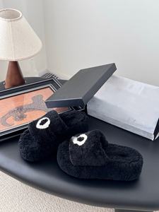 Luxurious Designer Ladies' Fashionable <b>Slip</b>-<b>on</b> Shoes Thick Soles Providing Warmth Custom-made Walking Shoes for Spring - Product Image 2