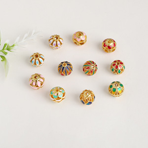 ลูกปัดเคลือบลายฉลุแบบหยดน้ำมันทรงกลมจาก Lisheng Jewelry สำหรับทำเครื่องประดับ DIY เช่น สร้อยข้อมือและสร้อยคอ - Product Image 1