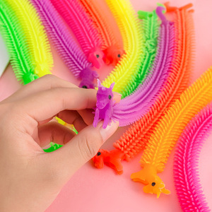 Bracelet anti-stress TPR Caterpillar Pull-A-Luff, jouet licorne en caoutchouc souple pour enfants de 5 à 7 ans - Product Image 3