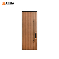 Porte d'entrée de villa de luxe en aluminium à rupture de pont thermique, porte avant moderne à lattes effet bois avec serrure intelligente, portes de sécurité