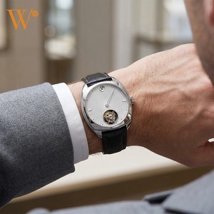 Montre de luxe à heures sautantes, cadran guilloché, boîtier coussin, logo personnalisé, montre-bracelet mécanique pour homme, fabricants GM007.1 Eli - Product Image 5