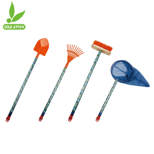 Outils de jardin personnalisés : houe à manche long en bois interchangeable, râteau à feuilles - Product Image 6