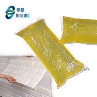 Adhésif thermofusible synthétique à haute fluidité pour l'isolation thermique des panneaux, idéal pour les ateliers de collage