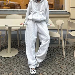 Conjunto de Chándal de Dos Piezas para Mujer al por Mayor: Sudadera con Cremallera y Pantalones Anchos de Algodón 100% con Lavado Ácido y Logotipo Personalizado - Product Image 1