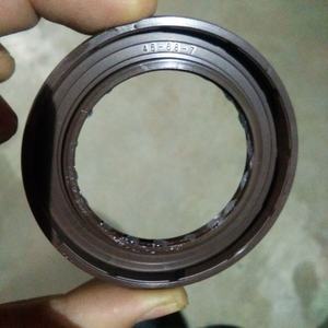 중국 제조자에서 유압 펌프 또는 유압 모터 DMHUI 상표를 위한 FKM FPM 고무 물자를 가진 46*68*7mm 오일 시일 - Product Image 3