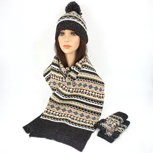 Alla moda Freddo Fair Isle Lurex Lavorato A Maglia di Inverno del regalo di Guanti Sciarpa Beanie cappello set Con Pom Pom