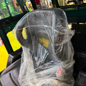 Montacargas OLINMAN de 3.5 toneladas, nuevo, en buen estado, 4x4 todoterreno, diésel, fabricado en China. - Product Image 4