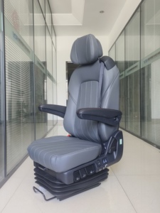 Asiento de Conductor para RV de Lujo, en Cuero PU y Acero, Cómodo, Impermeable, con Suspensión Neumática, Modelo YSR 714-1P - Product Image 5