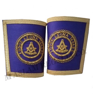Guanteletes de vestir, emblema masónico artesanal, con borde dorado y flecos dorados - Product Image 5