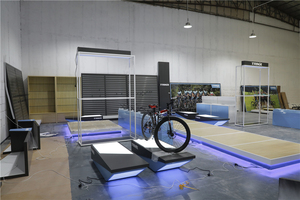 Soporte de exhibición para bicicleta de montaña, estante de exhibición personalizado con diseño de decoración Interior para tienda de bicicletas - Product Image 6