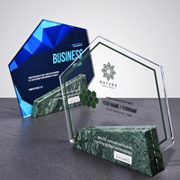 Trophée en cristal de Guangzhou, nouveau design, couleur marbre, avec logo personnalisé, base en forme de bouclier créatif, cadeau